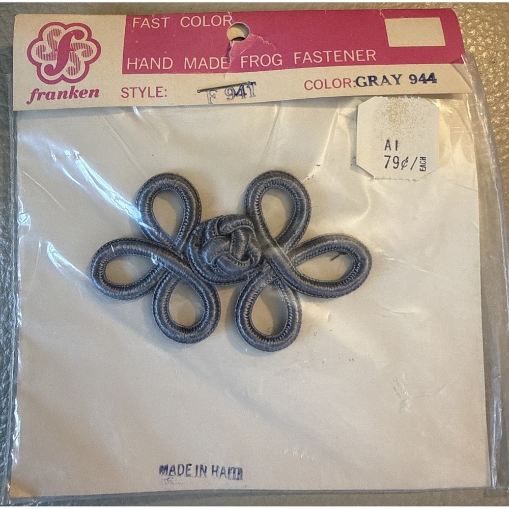 Vintage Handmade Frog Fastener  2.5" Applique Gray Made in Japan F941